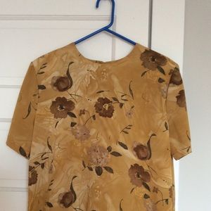 Vintage L.J.L. Polyester Mustard print top sz 16